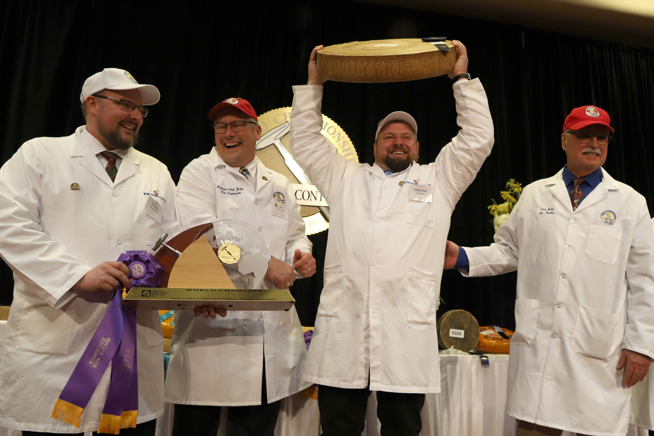 Лучший сыр в мире на конкурсе сыров World Championship Cheese Contest в Висконсине (США)
