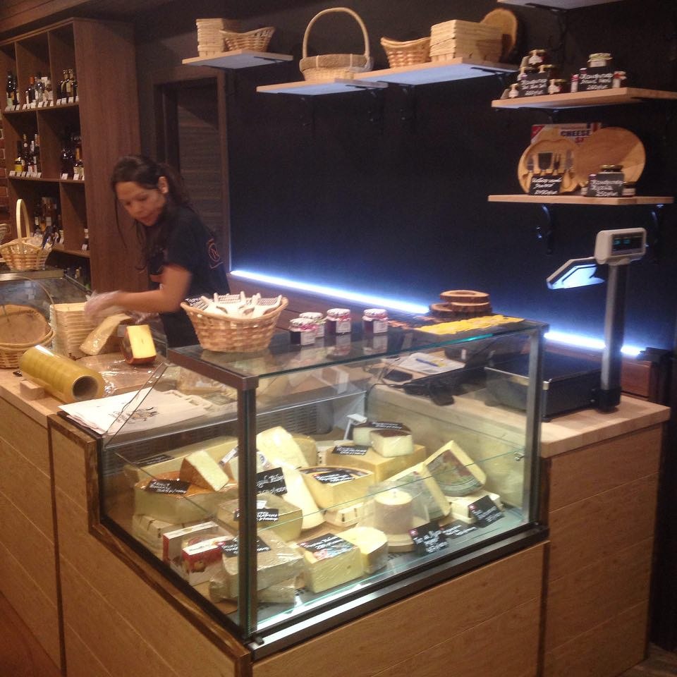 Новое сырное место в Москве