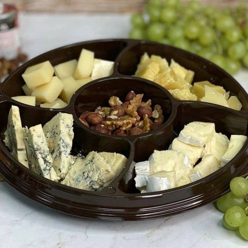 Сырная тарелка "Легкий август" за 990 руб!