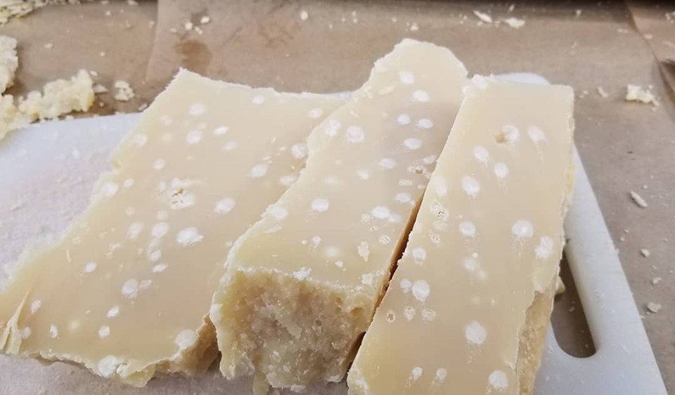 Кристалики в сыре