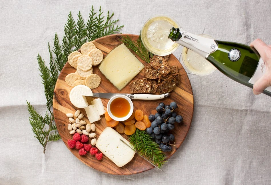 Сыр к игристому