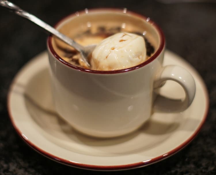 Кофе с сыром бри