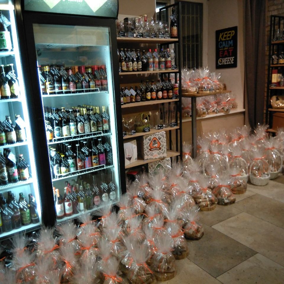 Подготовка к Новому году идет полным ходом.