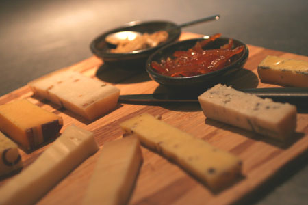 Сырная тарелка на новый год