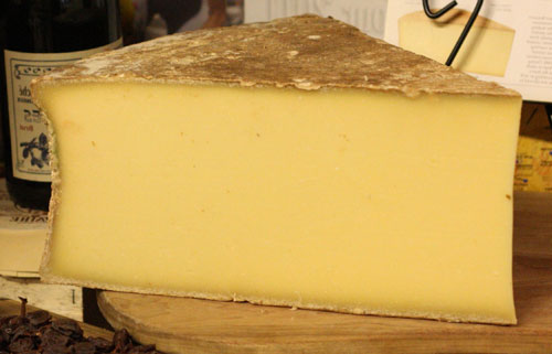 Альпийский сыр Бофор