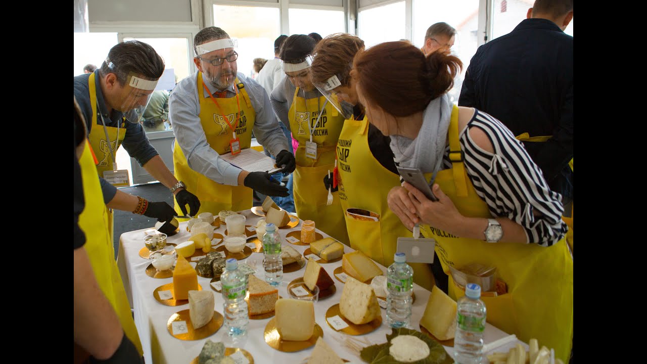 Лучший сыр России – это ежегодная и самая престижная премия, вручаемая шедеврам российского сыроделия.