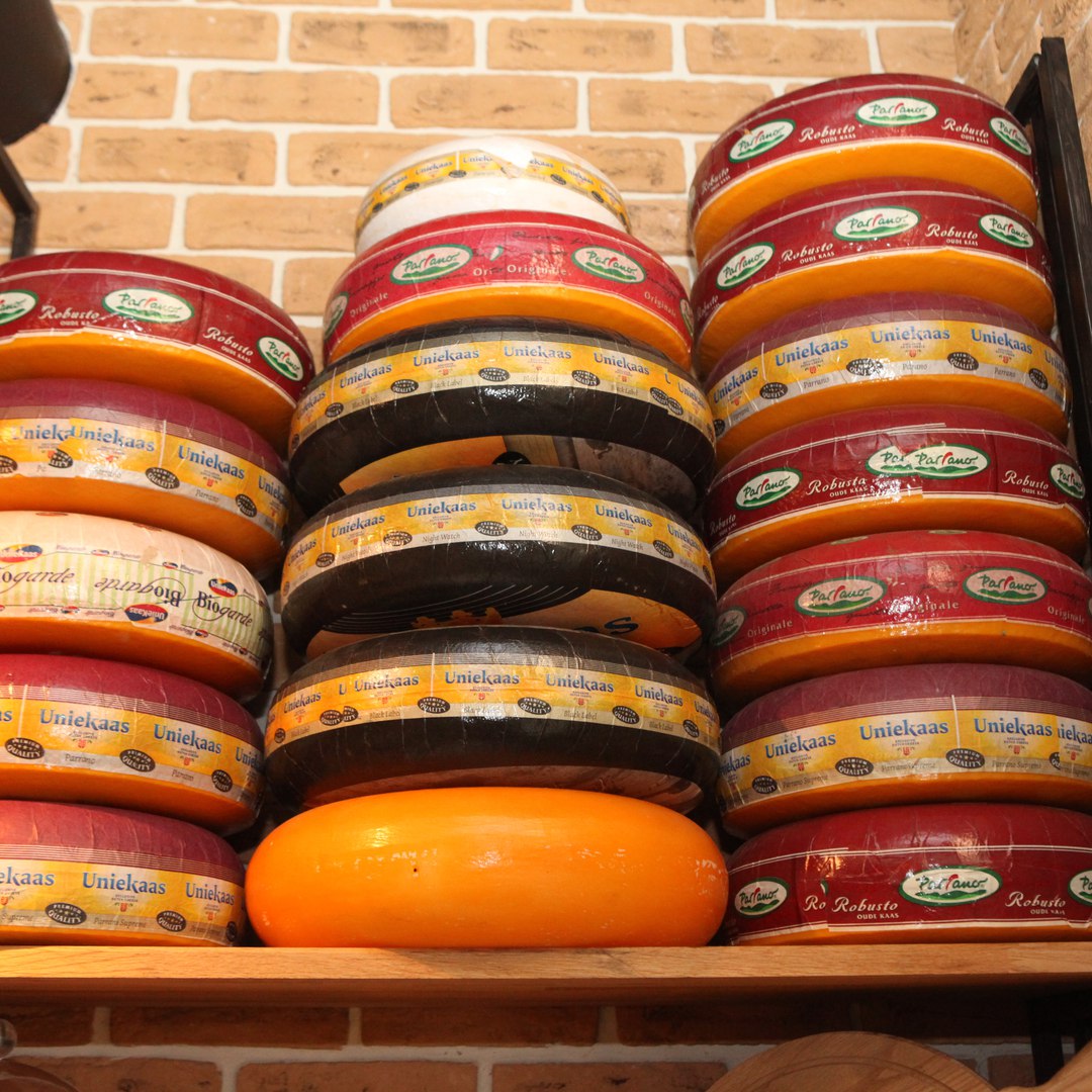 Я люблю сыр, но пока не готов покупать его по интернету.