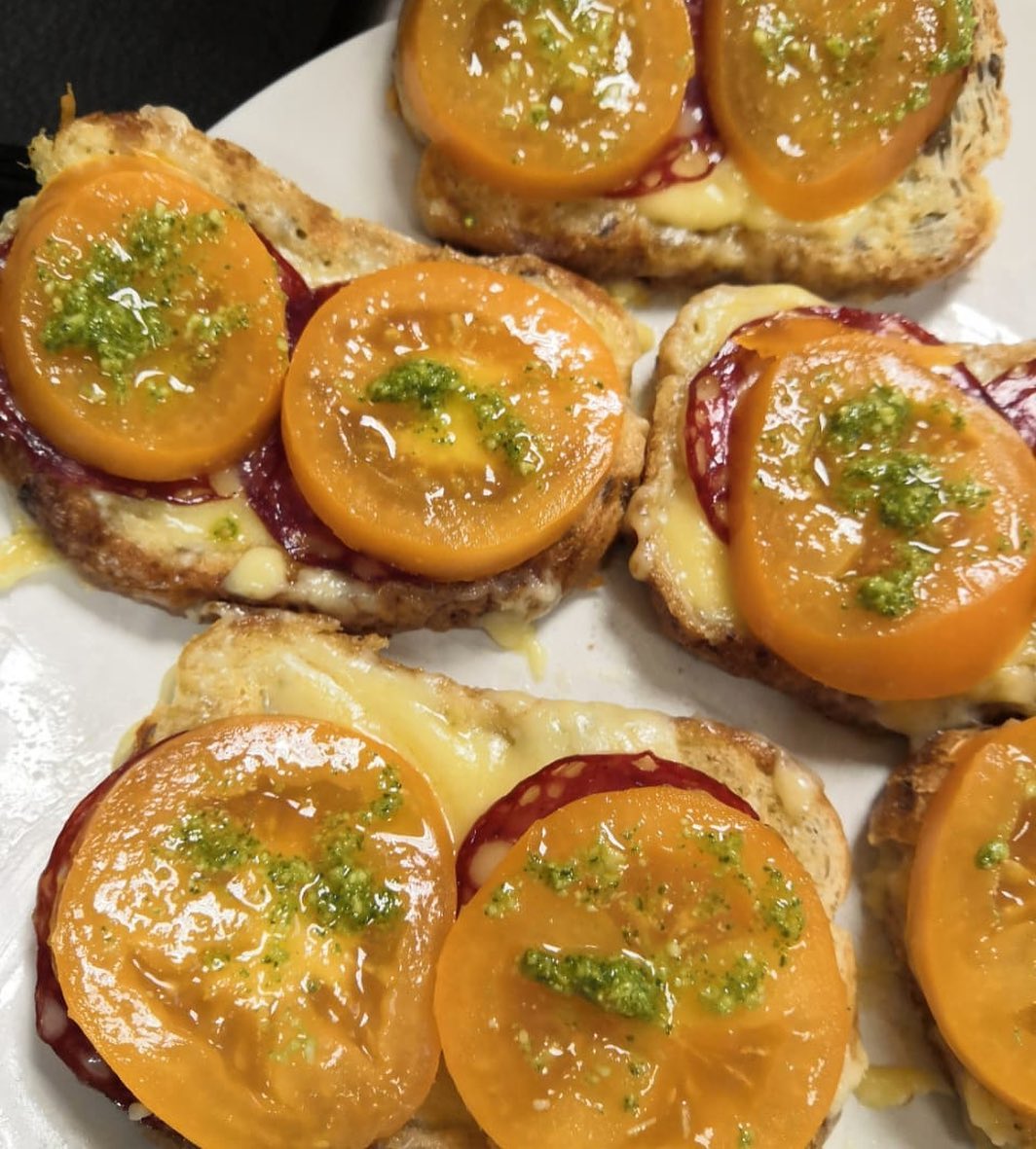 Делаем теплые закуски с СЫРОМ