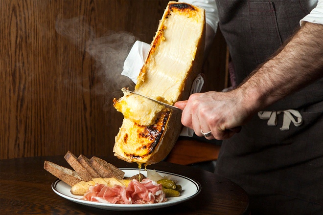 Мы сильно переработали наши фондю и раклет вечеринки