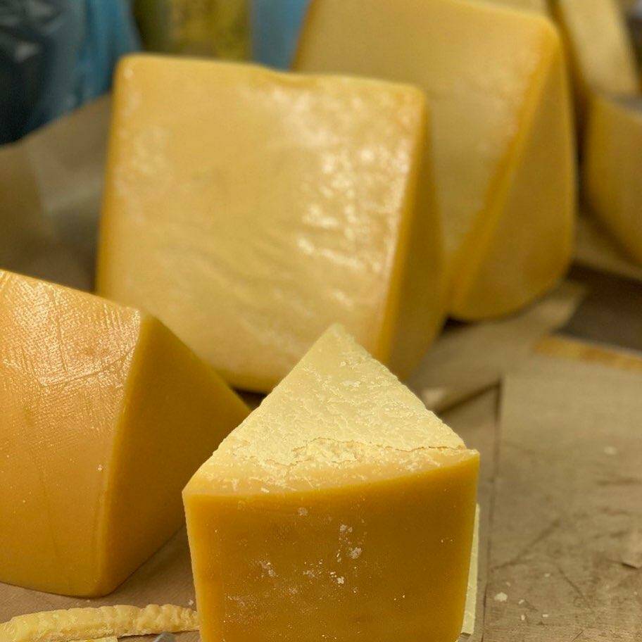 Мы точно знаем, какой сыр вы любите больше всего - Пармезан! 