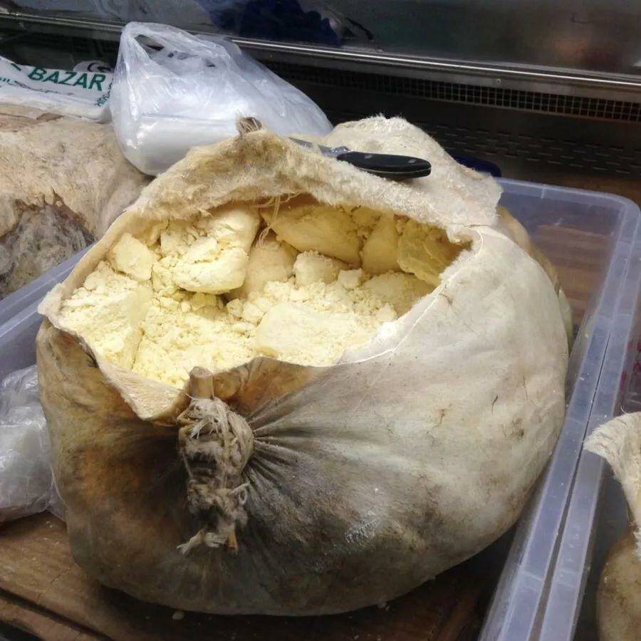 Рассказываем про необычный Сыр Торотан (или по-другому Торнтон) из Азербайджана.