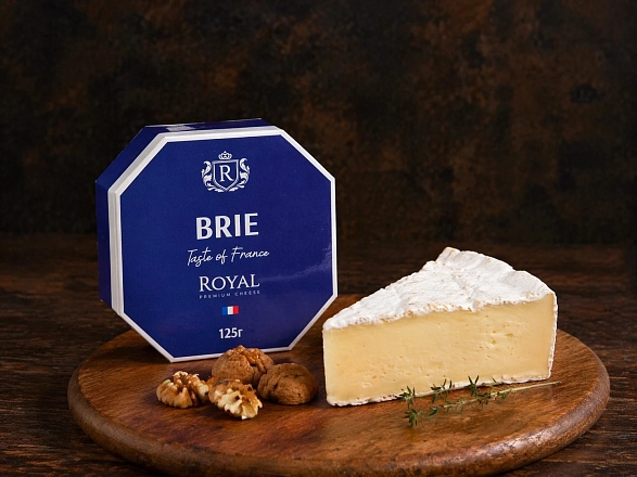 Сыр Бри с белой плесенью ROYAL 125г