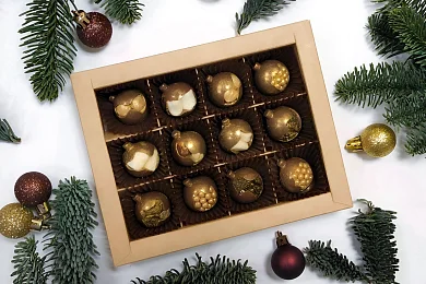 Шоколадные елочные шарики 12шт.