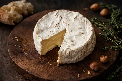 Сыр Камамбер «Белый Камень»