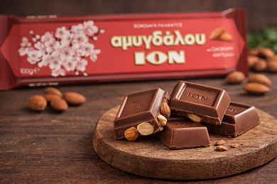 Шоколад молочный с цельным миндалем, ION 100г