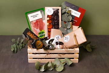 Подарочный ящик «Ароматные и пикантные сыры»