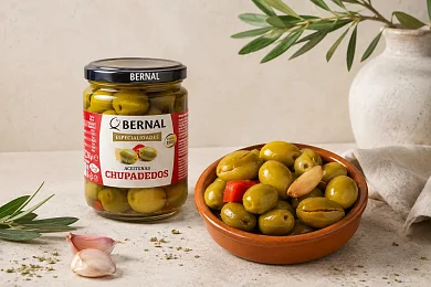 Оливки CHUPADEDOS Bernal с/к, 250 г