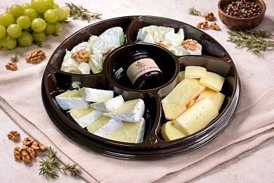 Сырная тарелка: королевская белая