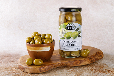 Оливки фаршированные голубым сыром в рассоле "Delphi" 350г