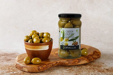 Оливки зеленые с миндалем рассоле Ophellia 370мл Стекло, Греция